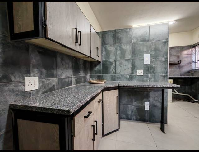 3 BEDROOM TOWNHOUSE FOR SALE IN THREE RIVERS PROPER